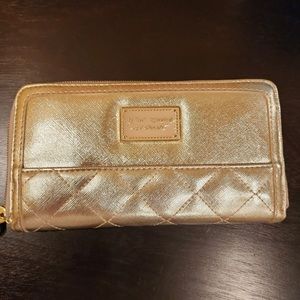 New with out tags Betsy Johnson gold wallet